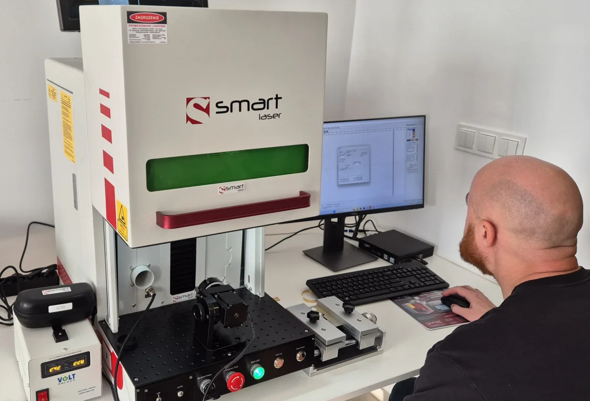 Laser Fiber 2D Zamknięty