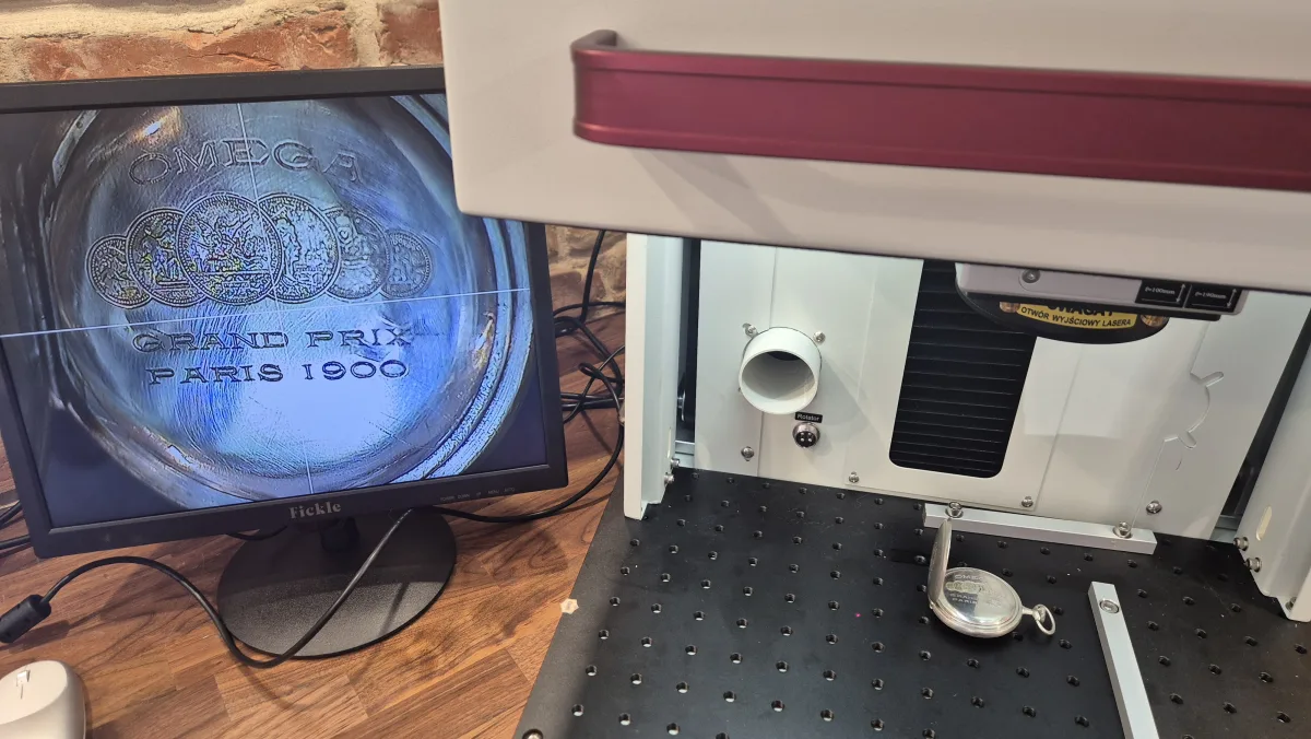 Laser Fiber 2D Zamknięty