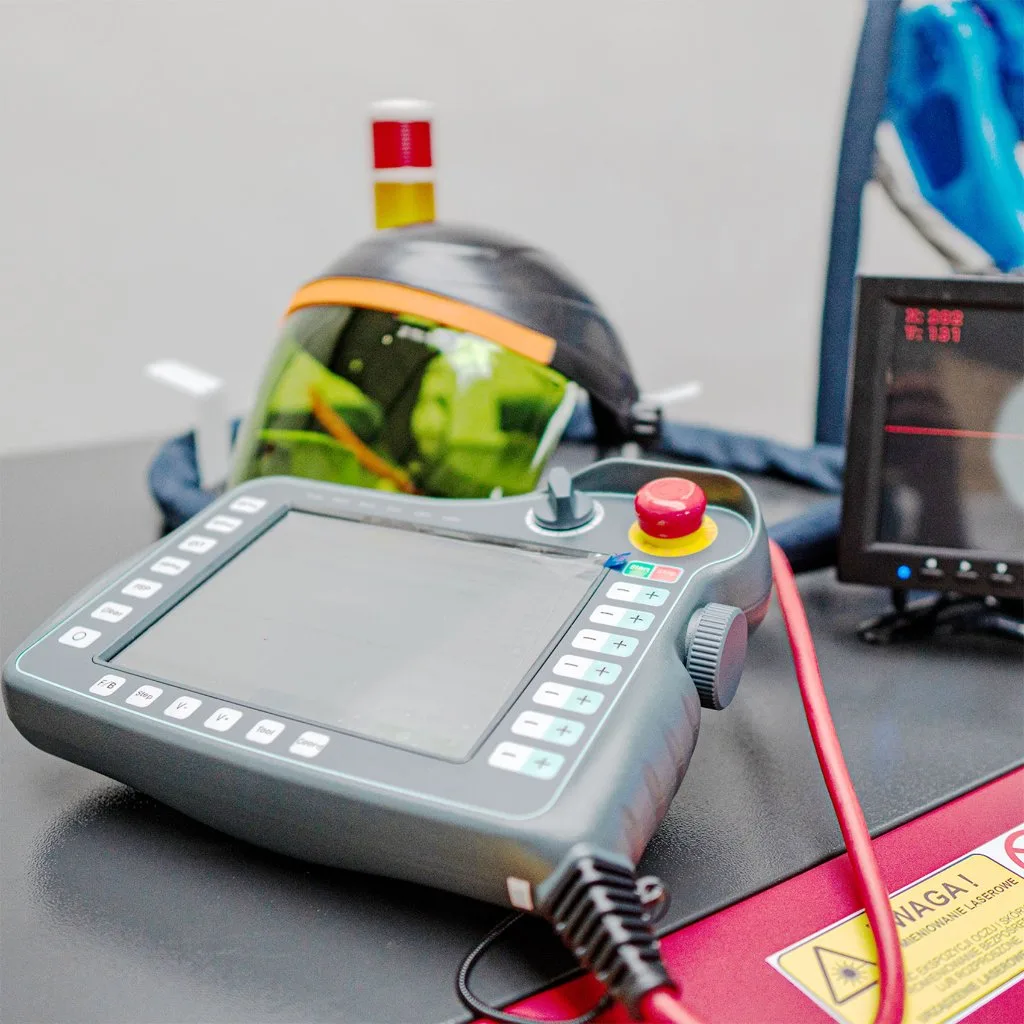Laserowy Robot Spawalniczy Smart Laser