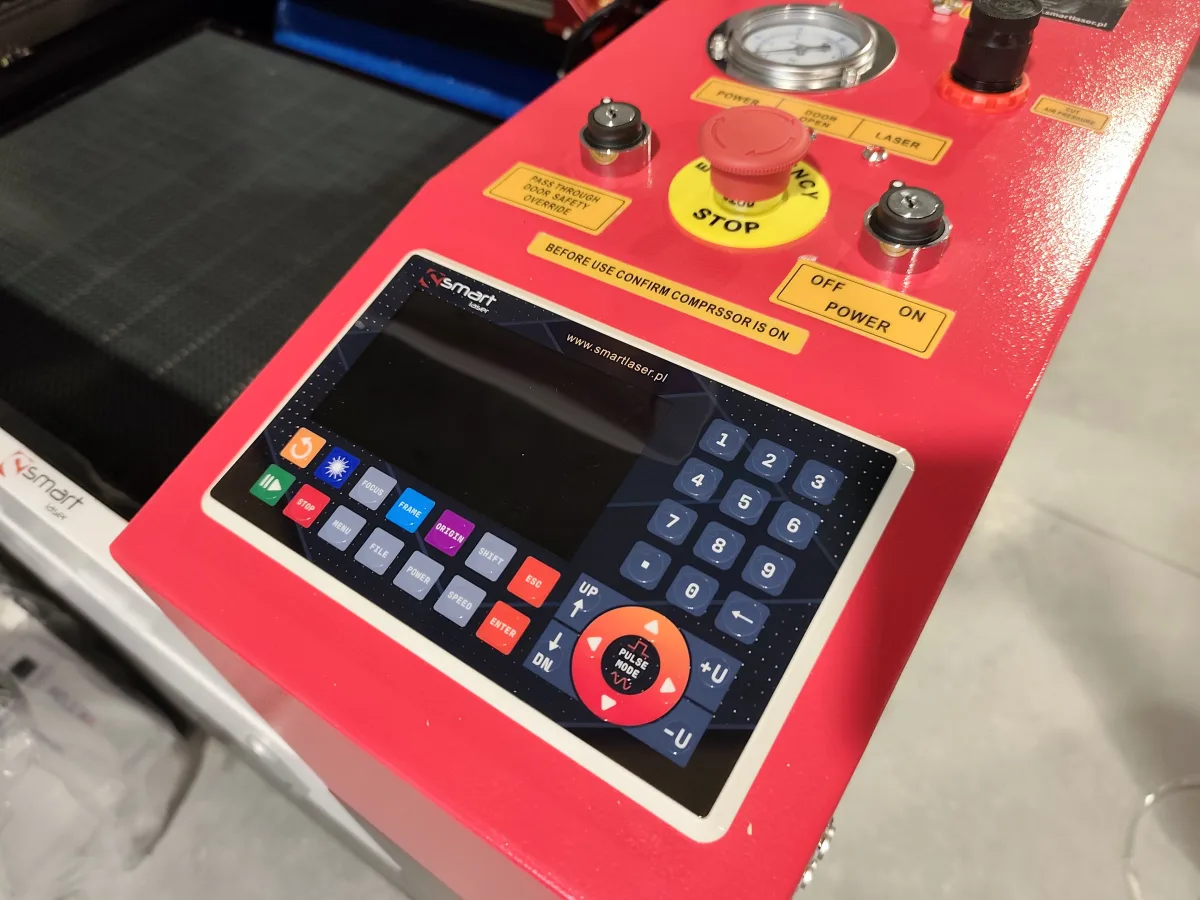 Laser CO2 - Plotter SMART 960PRO 100W