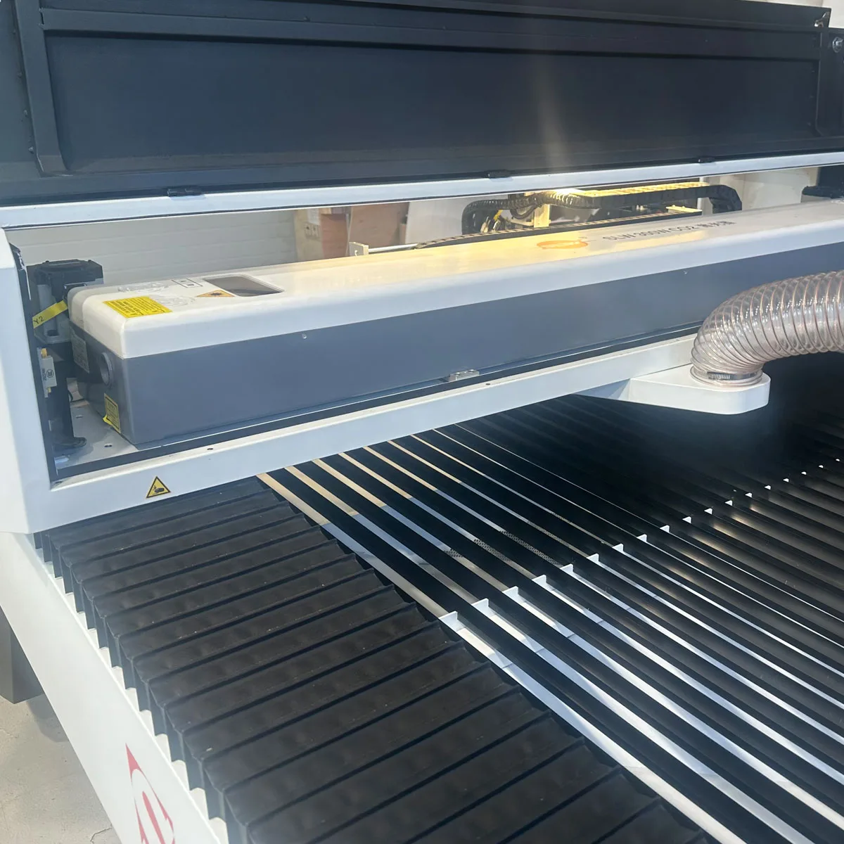 Wycinarka laserowa CO₂ Smart Laser C1325 300W